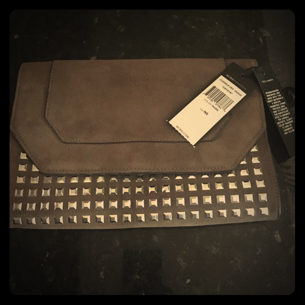 NWT BCBG, excellent condition, 10”x7”x1”